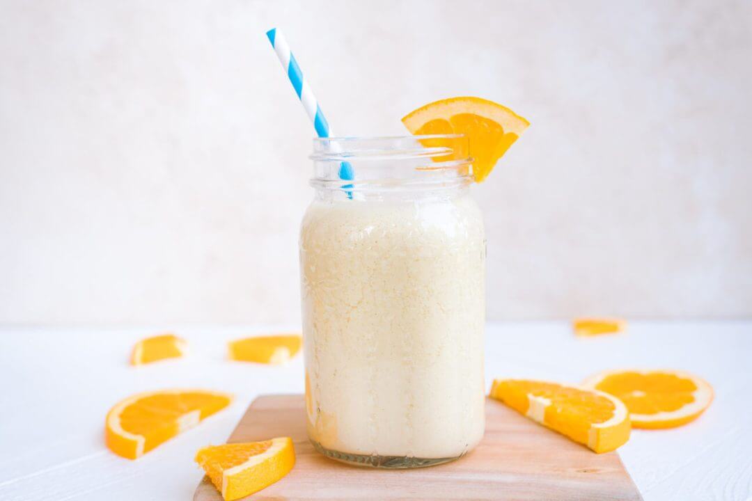Healthy Dairy-Free Orange Creamsicle Smoothie