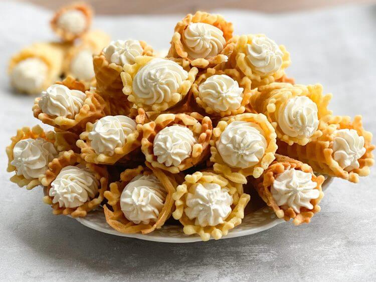 Easy Pizzelle Waffle Cones with a Simple Cream