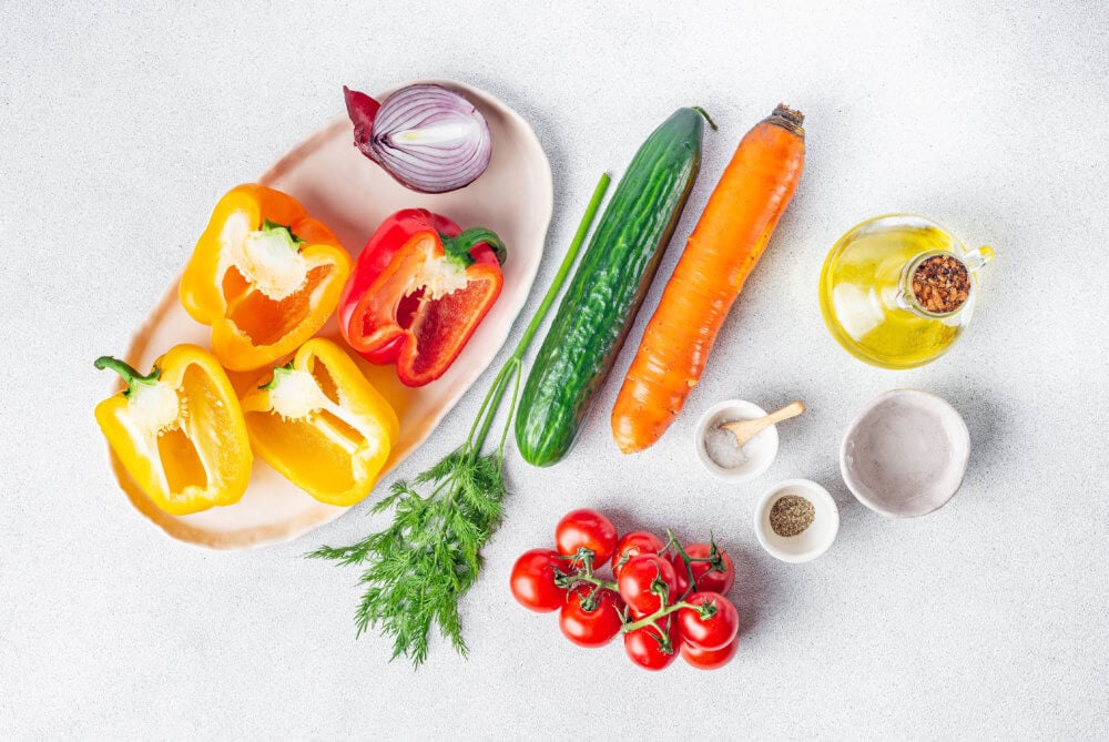 Low Carb Clean Eating Veggie Salad Bowl