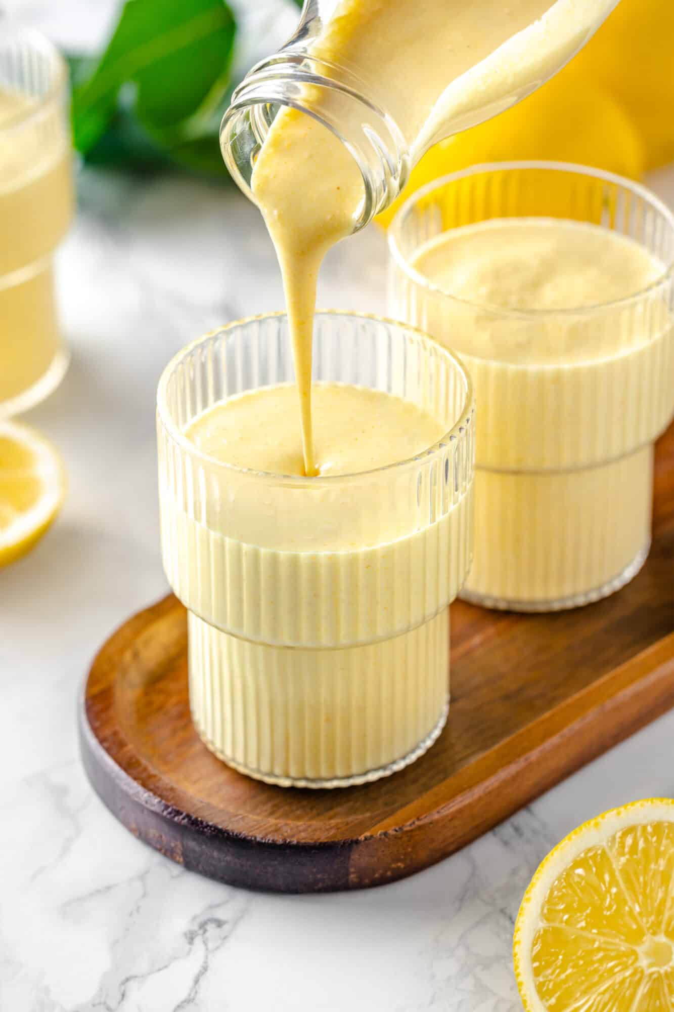 Golden Lemon Smoothie pouring 1333x2000